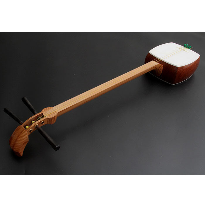 Classic Shamisen made of Cedar wood