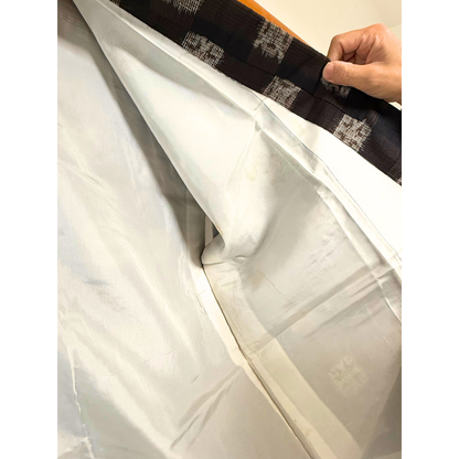 Pre-Owned Tsumugi Silk Kimono – Classic Checked Kasuri Pattern