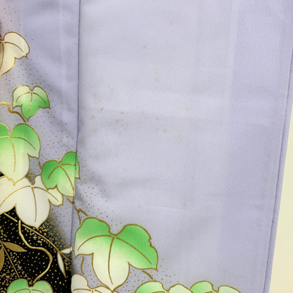 Pre-Owned Kimono decorated with Yuzen patterns