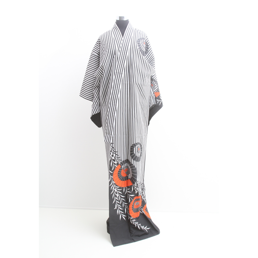 Pre-Owned Kimono Black & White Stripe with Red Umbrella Motif / Japanese Komon