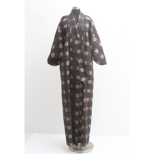 Pre-Owned Tsumugi Silk Kimono – Classic Checked Kasuri Pattern