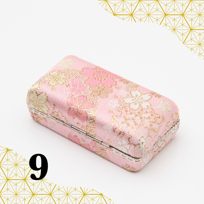 Designed cese for komas