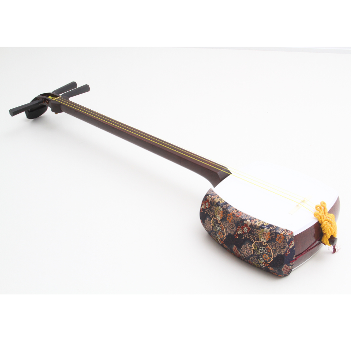 Classic Shamisen made of Padauk with short spec (Second Hand)