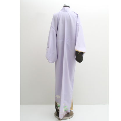 Pre-Owned Kimono decorated with Yuzen patterns