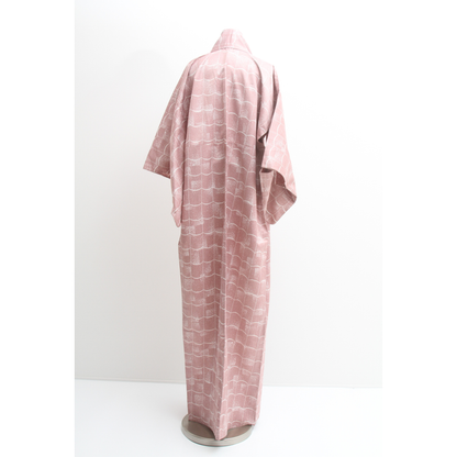 Pre-Owned Kimono crafted from Rinzu silk