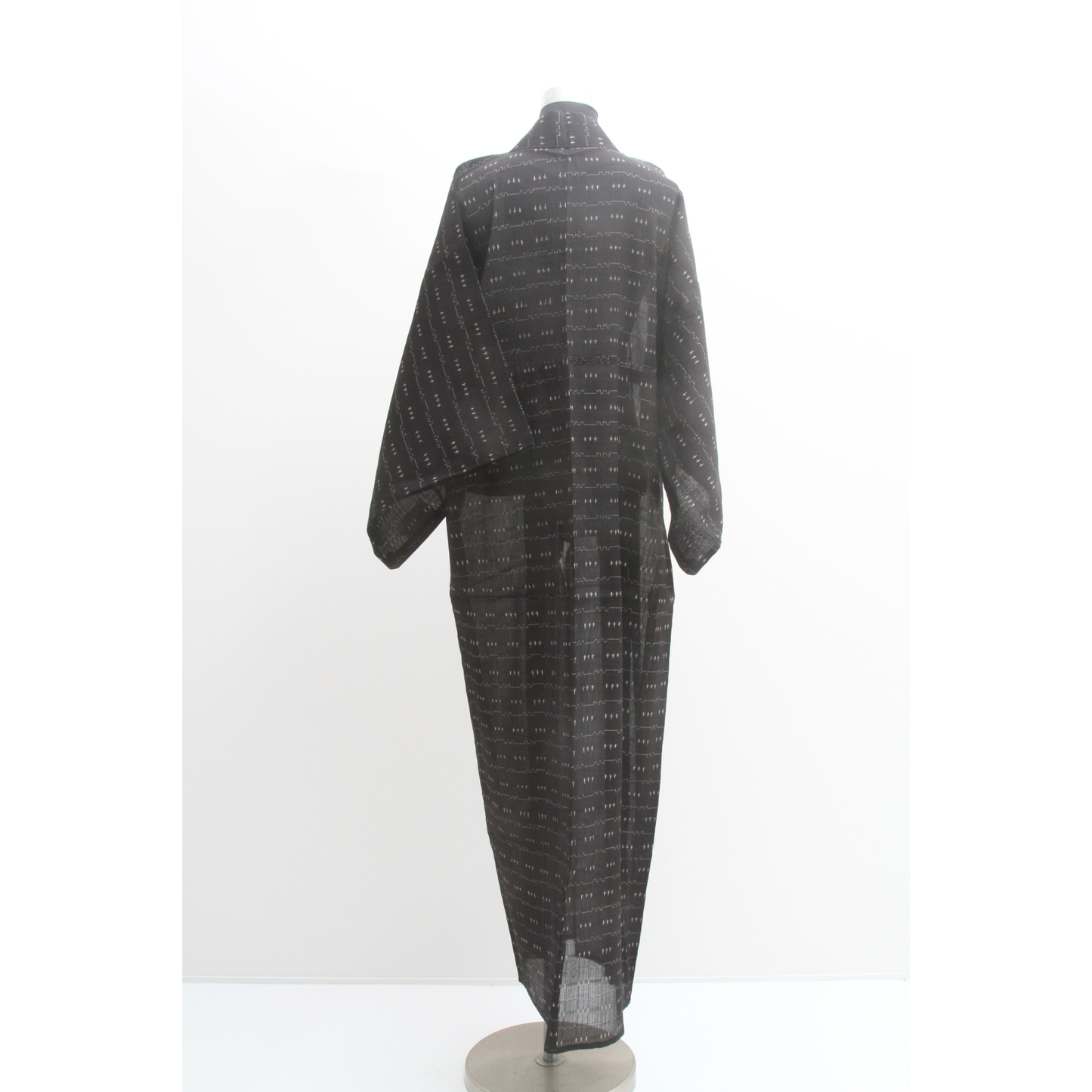 Pre-Owned Black Asa Omeshiji Summer Kimono – Sheer Woven Pattern