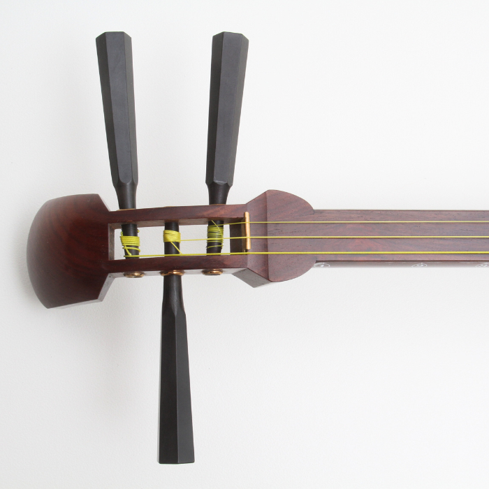 Classic Shamisen made of Kouki (Second Hands)