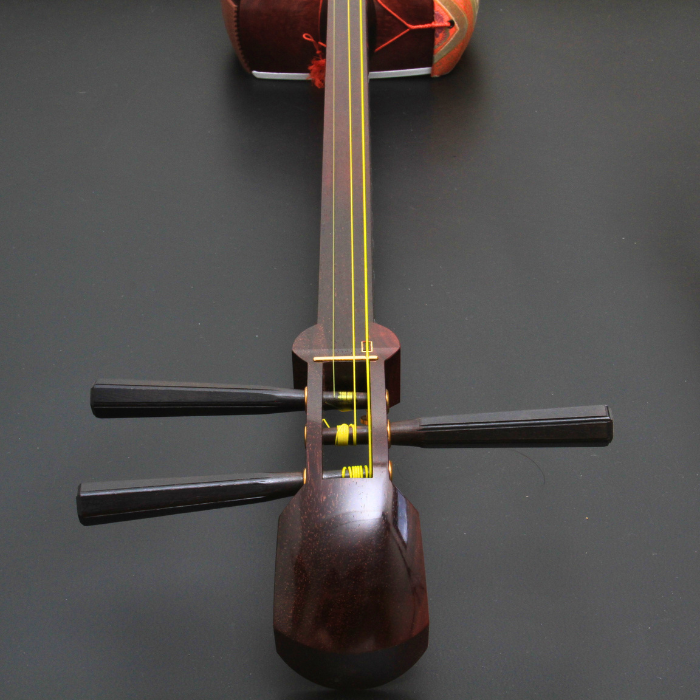 Classic Shamisen with Azuma made of Kouki wood (second hand)