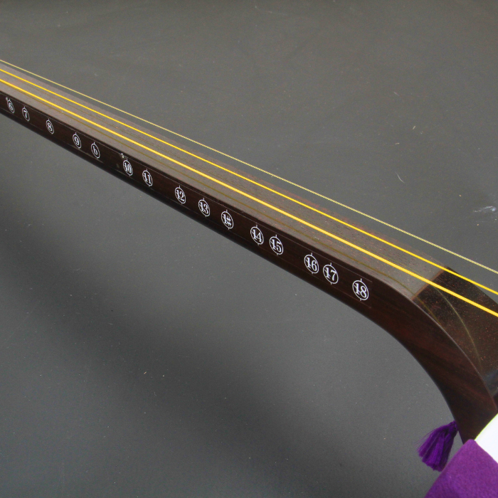 Classic Shamisen made of Kouki with Azuma（Second Hand）