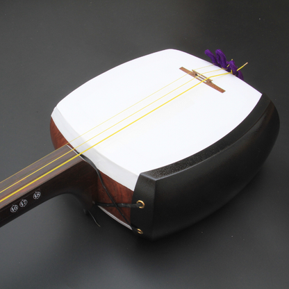 Tsugaru Shamisen with Azuma made of Kouki wood (second hand)