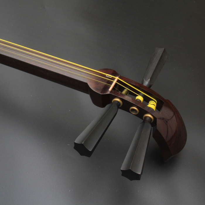 Tsugaru Shamisen with Azuma made of Kouki wood (second hand)