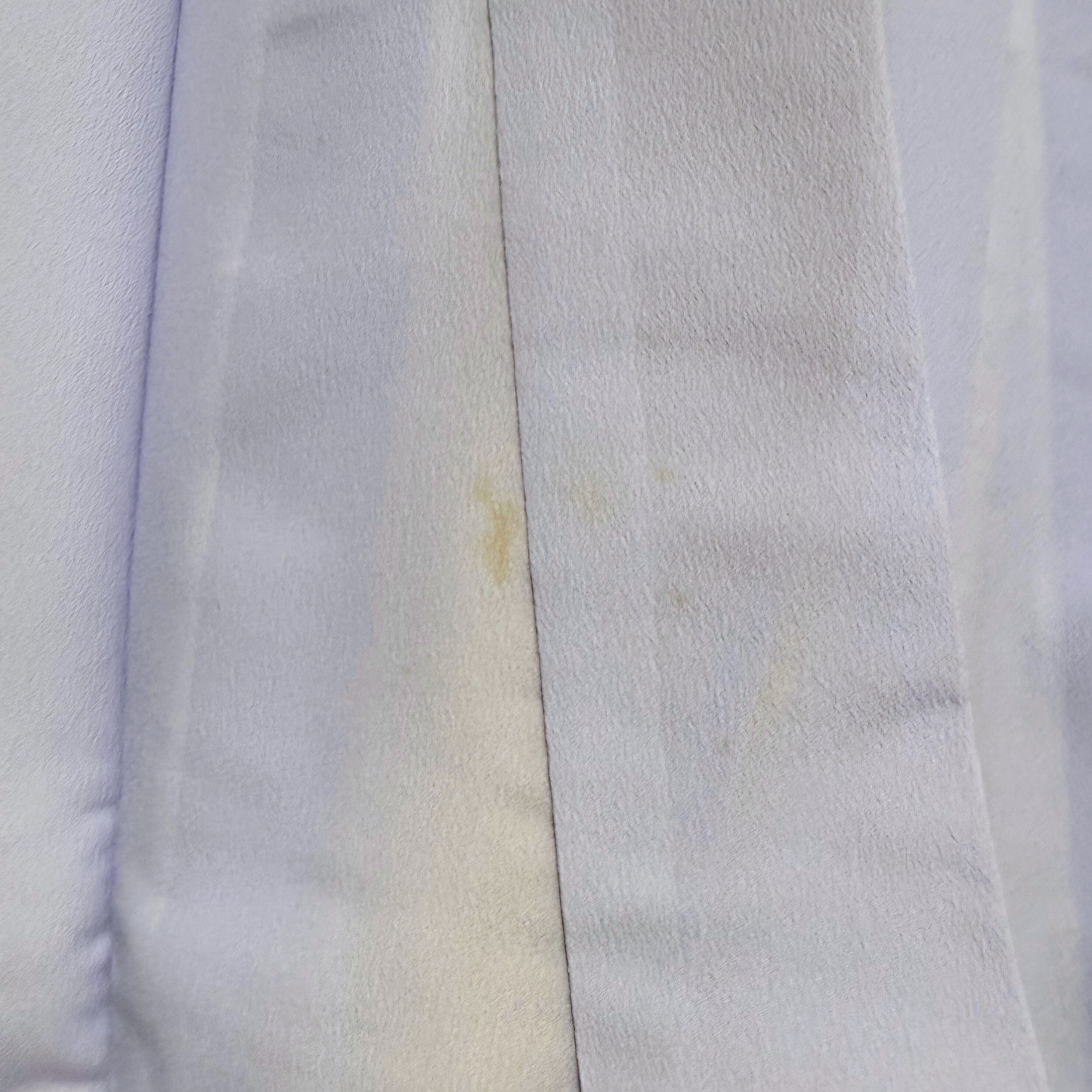 Pre-Owned Kimono decorated with Yuzen patterns